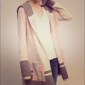 Warm Anthropologie sweater by angels size xsmall.